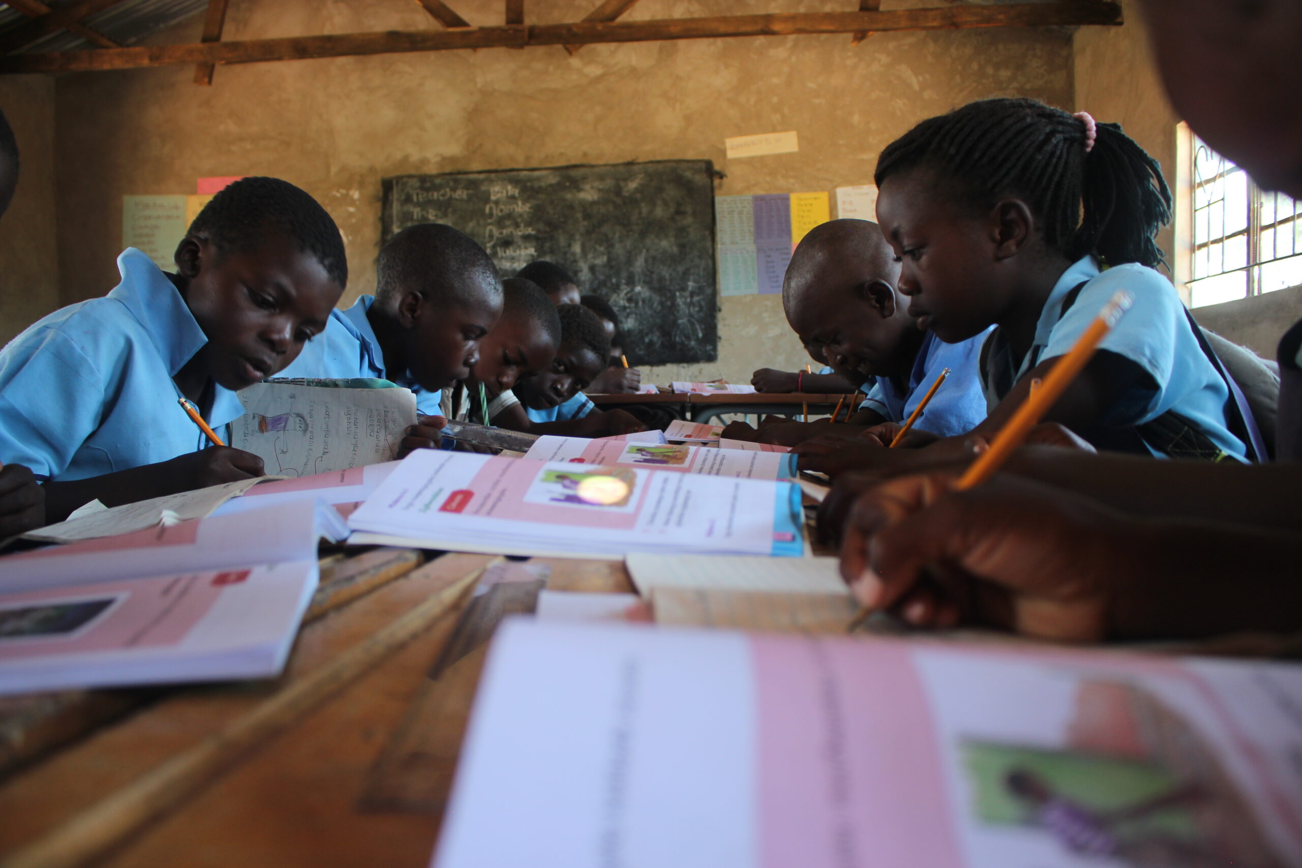children-learning-classroom-zambia